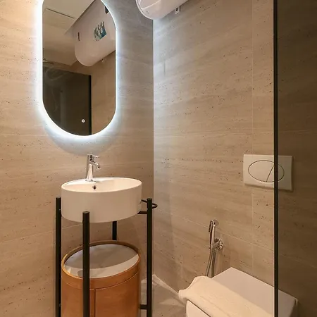 Tilosofi Luxury شقة *