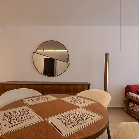 شقة Tilosofi Luxury ساراندا